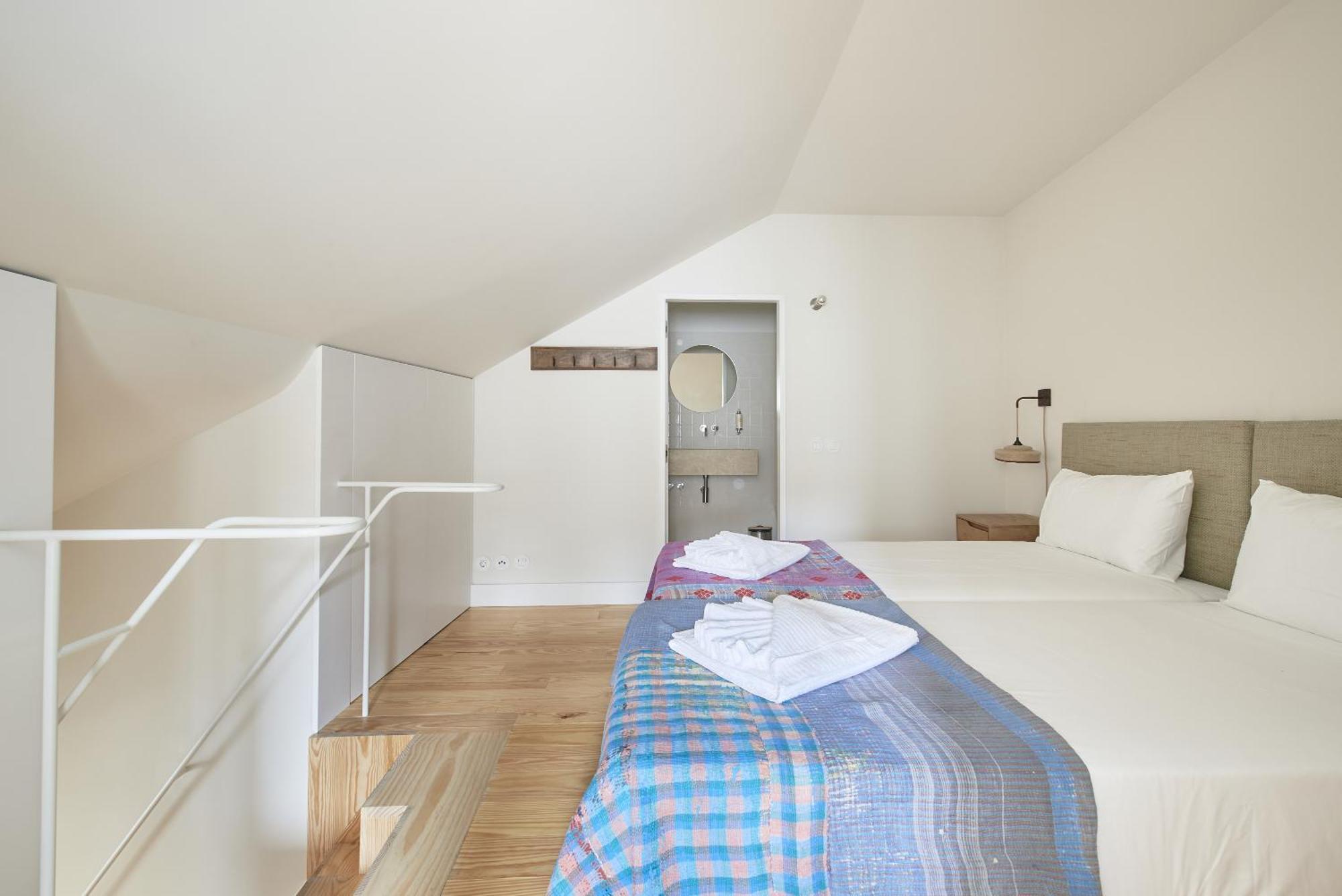 Lisbon All The Best - Bairro Alto 2 Apartment ภายนอก รูปภาพ